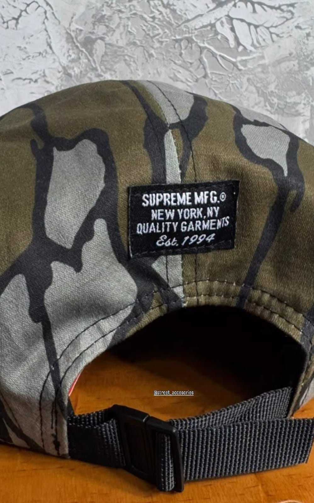 GORRAS SUPREME
