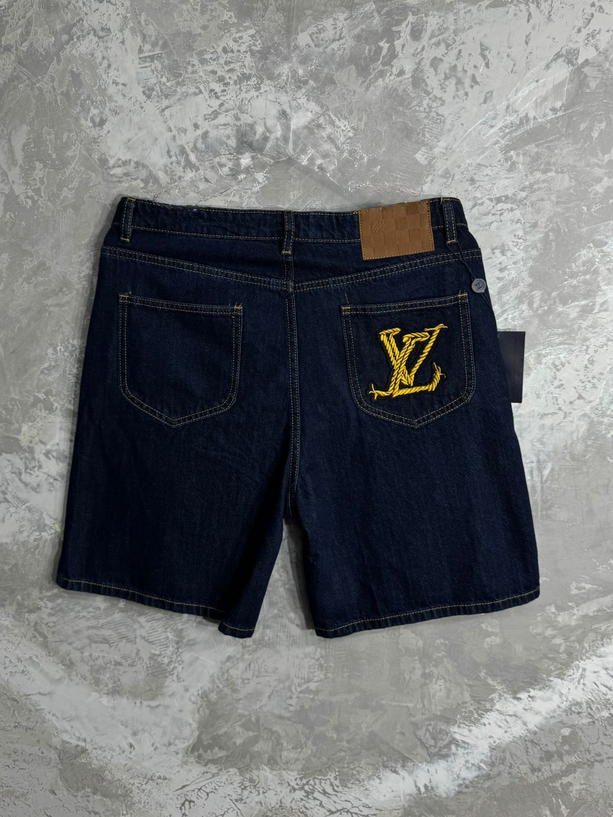 SHORTS LV