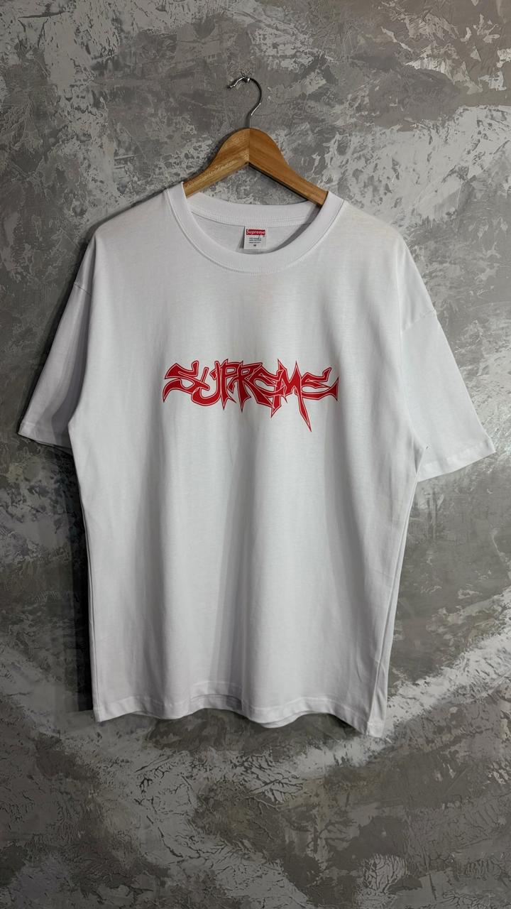 CAMISETA SPM LETRAS ROJAS