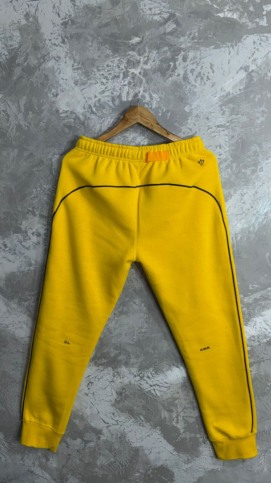 CONJUNTO NK AMARILLO