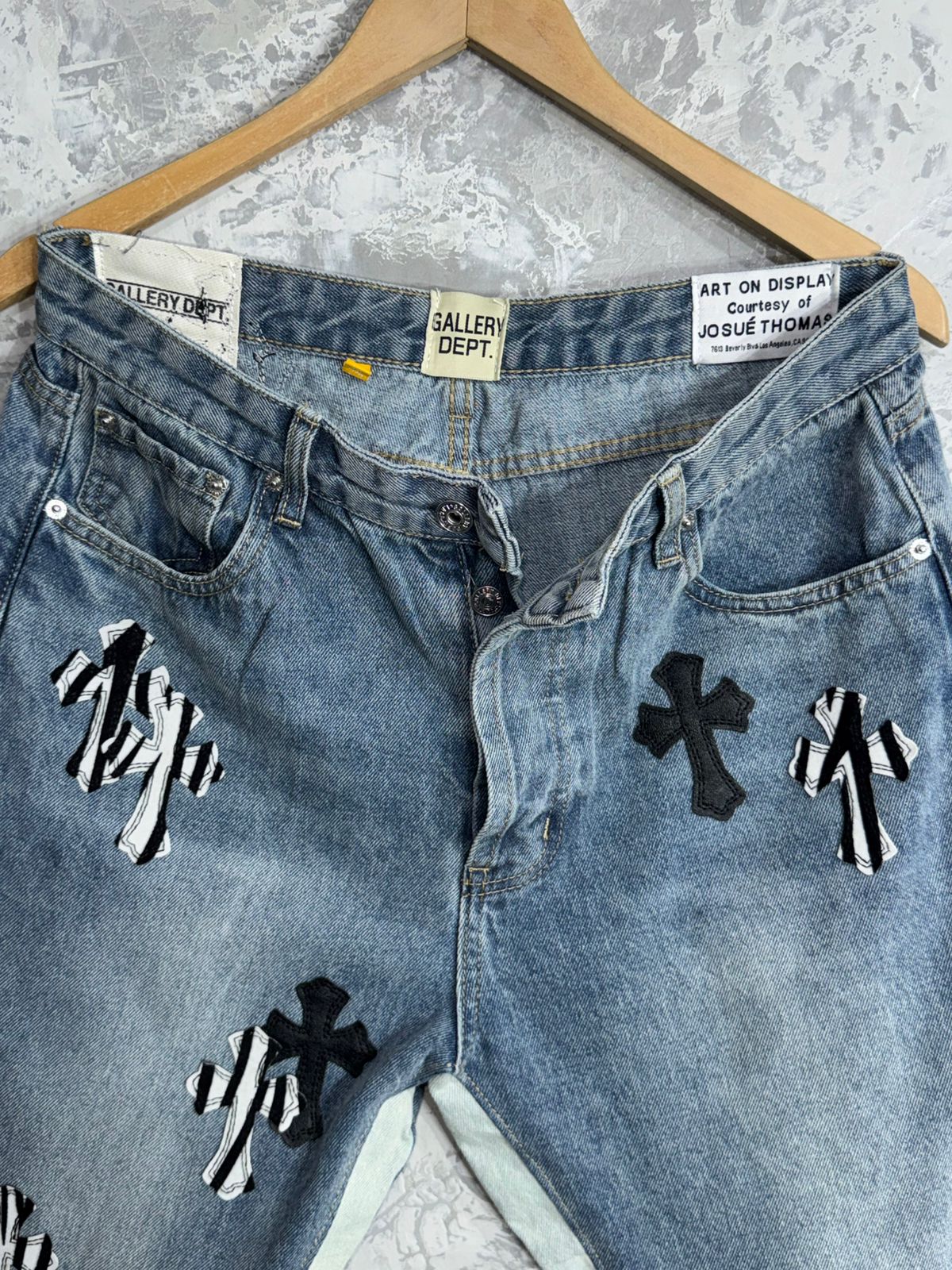PANTALON FLARE JEANS GALLERY CHROME HEART
