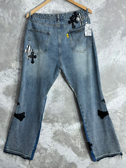 PANTALON FLARE JEANS GALLERY CHROME HEART